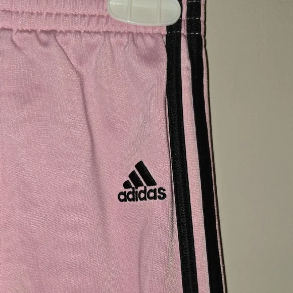 Adidas Kids Pink Set with Black Accents LOT R1 - Picture 7 of 9